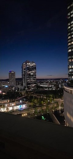 JR大阪駅·大阪ステーションシティからのうめきた·梅田スカイビル空中庭園展望台·グランフロント大阪夜景