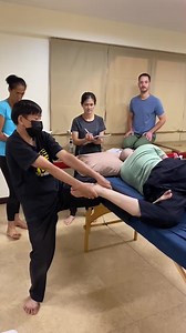 Thai Table Massage class this weekend at ITM School Thailand. The strong point of ITM techniques is stretching. How to stretch without risking falling the receiver from the massage table? Students learn to stretch and secure the receiver properly with clear instructions from our highly-experienced teacher. #thaitablemassage #30thanniversary #thaimassage #nuadthai #Thaiyogamassage #massagetherapy #massage #itmschoolthailand #itmschool #itmthaimassage #spamantra #nuadborarn #nuadboran #massagescho