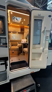 Cool❓ Carthago C Tourer T 143 KB LE . . #camping #rv #motorhome | Wohnmobil Van Wohnwagen