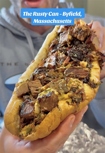 Discover The Rusty Can's Barbecue Delights in Byfield