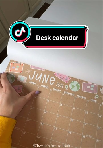 Adorable Desk Calendar to Keep You Organized