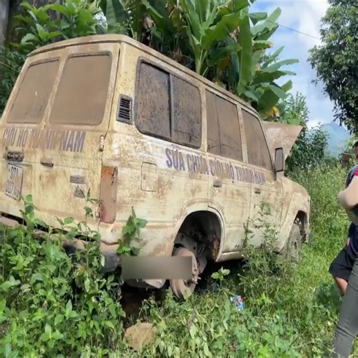 The_80_year_old_man's_challenge_of_restoring_and_maintaining_his | Pues