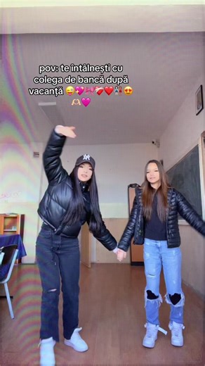 @Sara🩷 #foryoupage #bff#fyp #5pasidebine TikTok