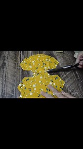 How to Make a Heartwarming Gift Using Hexagon Fabric Scraps #sewingtipsandtricks #howtoseweasy #sewinghacks #sewingproject #sewingtips #DIY #diypouch | HandyMum