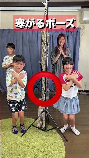 [Sync Challenge] How in sync is our family!? [Incredible sync streaks in the pose matching challe...