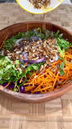 The Crunchy Fresh Salad Recipe | Easy Healthy Lunch Idea | Clean Eating Recipe