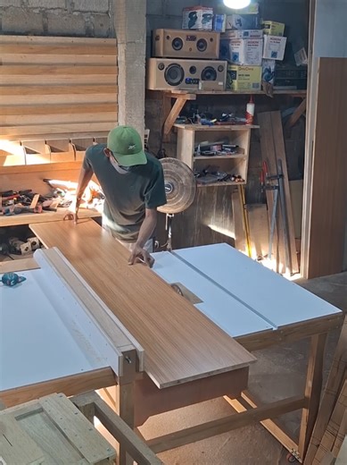 Jumbo Table Saw: Your Best Interior Tool