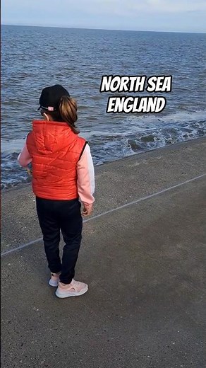 Skegness, North Sea (#1) Lincolnshire, England (Countries, cities, towns and...)