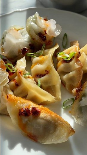 miso soup & gyoza🥟🥢 #misosoup#lunchmeal#asianfood#gyoza#homecook