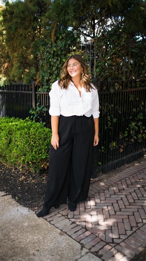 One of my favorite fall style moves from last year, had to bring her back! 💁‍♀️🍂 Works perfectly with skirts and jeans, and gives you that tucked-in look without adding bulk to the front. Comment FIT TIP for the details on this look, my favorite button-downs and more of my favorite fashion solutions! Be sure to save this video and follow along for more. 🤸‍♀️✨ you can also find everything on my LTK: https://liketk.it/5l9uq and on the “undergarments” tab of CaralynMirand.com! 👩‍💻 #fallstyleti