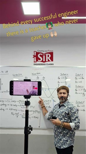 Teacher 👨🏻‍🏫 Behind every successful engineer there is a teacher who never gave up 🙌🏻