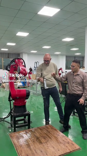 Painting robot #industrialrobot #sixaxisrobot #painting