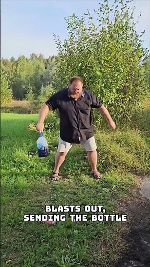 Physics Experiment: Gas Rocket and Inertia! 🚀⚙️