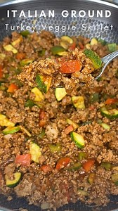 Healthy Low Carb, High Protein Italian Ground Turkey & Veggie Skillet ‼️Be sure to like and save this recipe & follow @cookingkatielady for more easy and healthy recipes 🤗 Gluten Free | Dairy Free | Low Carb | High Protein 👩🏻‍🍳INGREDIENTS: 👉For the turkey mixture: 2 1/2 lbs 93% lean ground turkey @butterballturkey 1 tsp salt 🧂 1 tsp pepper 1 tsp chili powder 1 tsp oregano 1/2 tsp paprika 1 tsp onion powder 1/2 tsp dried basil 🌿 👉For the veggies: 1/2 yellow onion 🧅 2 tsp minced garlic 🧄
