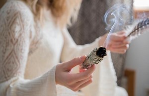 Harnessing Feng Shui: Cleanse Your Space With a Cleansing Burn | LoveToKnow