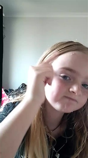 lilyrosehutchin (@crazyhouse424)’s videos with home - 🍒🪩🕺🏻