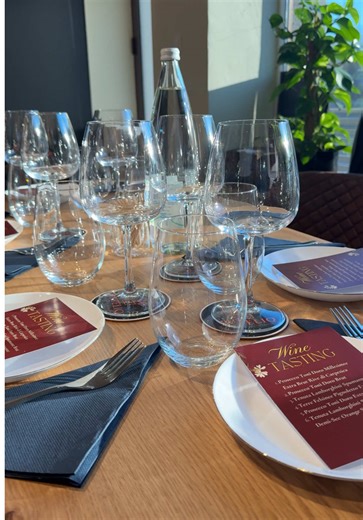 Mind you some people in this video were sipping on non alcaholic bubbles 🤏🏾🤭