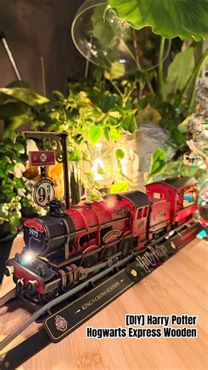 DIY Mechanical Harry Potter Hogwarts Express Wooden Miniature