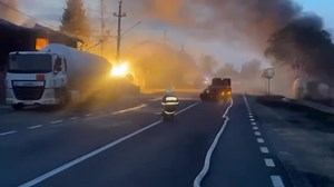 Explozii la Crevedia. Cum arată roboții cu care pompierii au intervenit în primă fază pentru a stinge focul