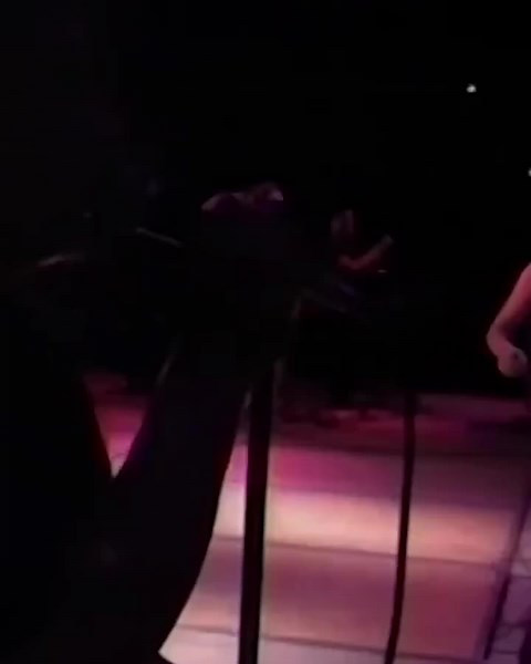 Hace 32 años Selena se presento por primera vez en la