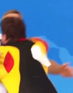 One of the best moments ever in the Olympics🥺🖤 | Ｄｉｓｔｒａｃｔｉｏｎ