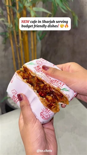 Chetu on Instagram: "New spot in town that’s totally worth the hype @bluepointcafe in Muweilah, Sharjah!! 🤩🔥 Serving up juicy chicken and beef shawarmas, loaded burgers, and refreshing drinks — all at super pocket-friendly prices! You have to try their Hassan Mathar for just 10AED, the fresh chicken, creamy in-house sauces, and that pop of pomegranates are simply unbeatable! ✨ Their Smoked BBQ Chicken Burger was another favorite it was crunchy, flavorful, and perfectly smoky, starting from jus