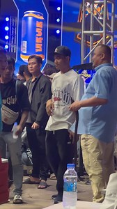 Good to see the man #TheounTheara in attendance supporting his teammate 👊🇰🇭 Keen to interview him one day 🎙️ #KunKhmer #Cambodia #WhitelawSport | Andrew Whitelaw Sport