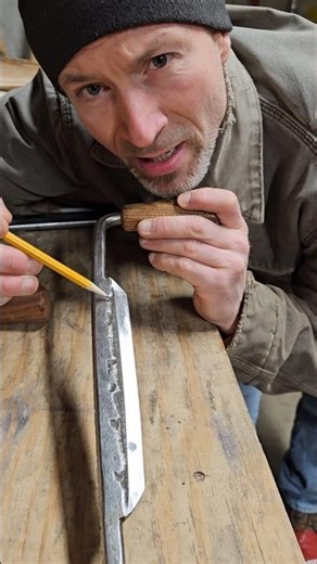 DRAWKNIFE bevels: wide vs. narrow. #woodworking #carving #tools #craft #tips #woodcarving #grind