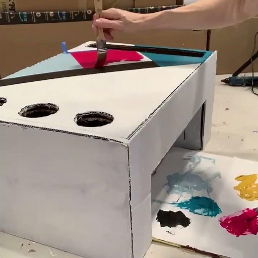 #SHORTS | Recycling Amazon Boxes | Amazon News