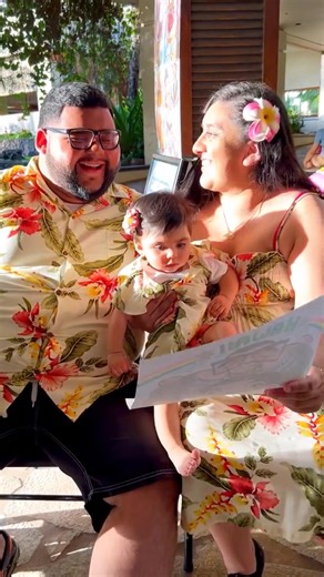 42K views · 1.1K reactions | Thank you for your face #caricatures #caricature #characterdesign #characterartist #cartoonist #hiltonhawaiivillage #fyp #art #waikiki #honolulu #hawaii #oahu #artistsoftiktok #maui #art #honeymoon #maui #artist #foryou #foryourpage #portrai | Ninjasketch | Facebook