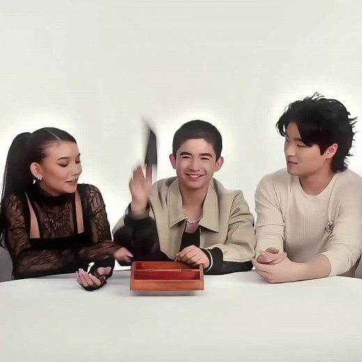 just zuko, azula and sokka thirdwheeling at them :D (I don't ship the actors, it's just that, be ready for season 2&3) #AvatarTheLastAirbender #atla #aang #katara #kataang #gordoncormier #kiawentiio #fyp #roku0065