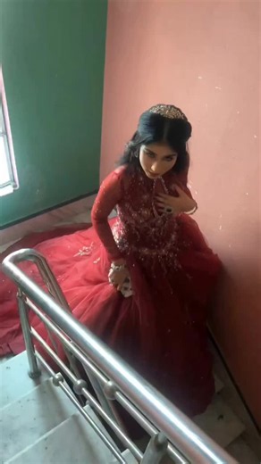 আমার থেকে ড্রেসের ওয়েট বেশি 🥰 | মজার বাংলা স্ট্যাটাস
