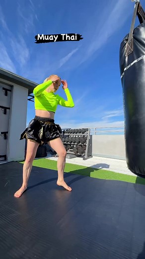 Muay Thai VS Tae Kwon Do 🥊 vs🥋 Niina Carita #kicking #muaythai #taekwondo | Emilien De Falco