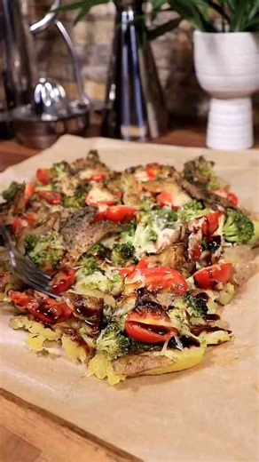 The Best Homemade Veggie Pizza Recipe