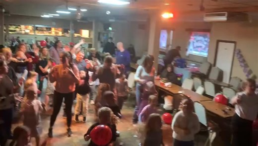 🎉✨ Fun for the Whole Family! ✨🎉 At Aladdins Cave Entertainments our 2-hour party package isn’t just for the kids — it’s for everyone! 🥳 We love seeing grown-ups get involved — whether you’re joining in the games, dancing to the music, or helping the little ones get involved. When adults jump in, the energy goes through the roof and the laughter never stops! 🙌💫 Our entertainers bring the magic — you bring the memories. Together, we make two hours of pure, unforgettable fun that kids (and par