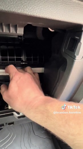 How to Replace Cabin Air Filter in Jeep Wrangler - Easy Step-by-Step Guide