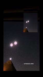 Viral video shows UFO motherships in Egypt floating over pyramids. #UFO Come check out my TikTok page: https://www.tiktok.com/@ufogod_?_t=ZP-8tEcXptU4JK&_r=1 | UFO GOD