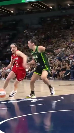 ICE-COLD! Caitlin Clark Drains Logo BUZZER BEATER 🤯🔥 #Shorts