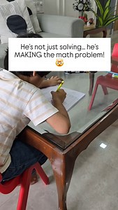 Most kids just solve the addition problem… But here, our Sr KG champ is reading a number line and framing the question himself! 🧠✨ This builds deeper number sense and real understanding — not just memorisation. Would you like me to share more activities like this for early maths? 👉 Follow for hands-on math ideas & mental math hacks! #EarlyMathSkills #NumberLineAddition #SrKGMath #LearningMadeFun #MathIsFun #HandsOnMath #TeacherTips #MathForKids | Eat_a_boo