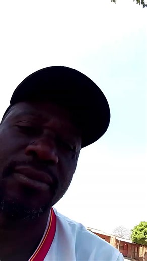 Andrew Dickson nthuwa on TikTok