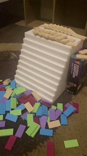 3D PRINTED DOMINO FALLWALL! #satisfying #domino #shorts