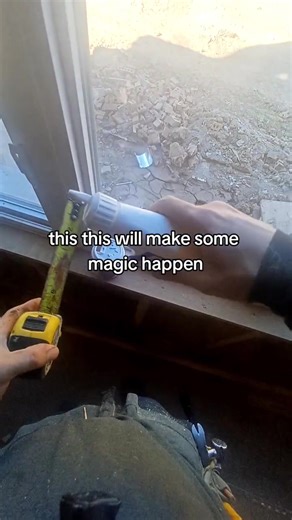 p.c.tip.o.t.d: what to do if your tape is stuck #tape #carpentry #construction #constructionhacks #Fyp #foryou #toolhack