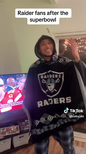 Raiders Fans Celebrate Super Bowl Loss - 'I'm Feeling 22'