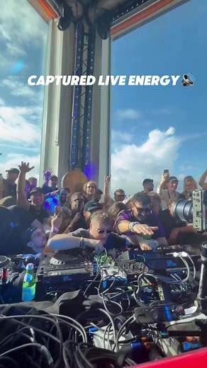 Experience the new wave of Afro & Melodic House 🌍 Deep grooves. Cinematic energy. Real emotion. | Adriel Arduino