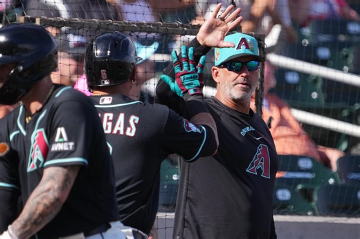 Heat wave forcing Cactus League teams to adjust policies