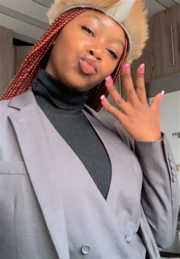 Choose one 👀😂 DC:@shekay🥴🪐 #afikaworldwiide #relatablememes #gqomtotheworld #fypシ゚viral #familycontent