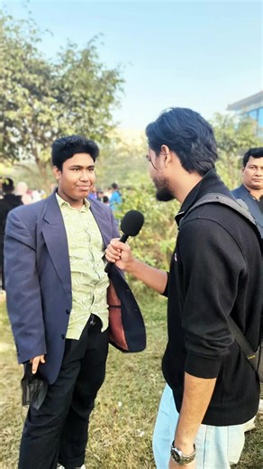 Street interview, spoken English with strangers in the public place, #publicspeaking #spokenenglish #englishspeaking #pyp #englishconversation