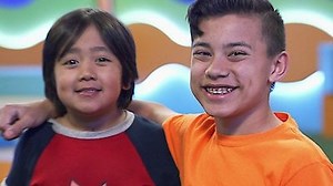 Watch Ryan's Mystery Playdate Season 2 Episode 9 - Ryan's High-Score Playdate/Ryan's Athletic Playdate