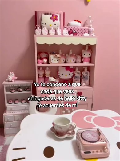 Encantadora colección de Hello Kitty para las amantes de lo kawaii