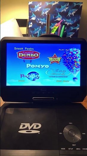 Sneak Peeks Menu from Up 2009 DVD